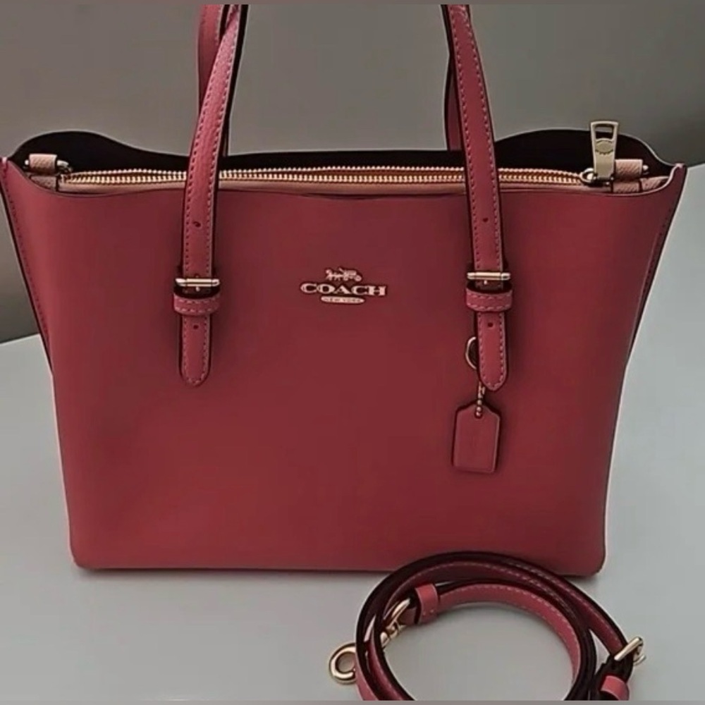 Coach Mollie 25 Tote Bag. EUC - Picture 5 of 16